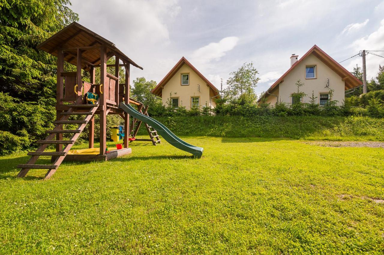 Domki Nad Stawem. Polańczyk Exteriör bild